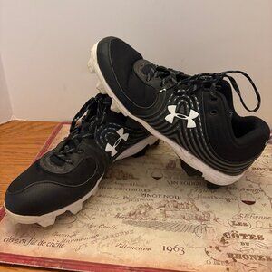 Under Armour Women's Glyde RM Softball Cleats (Size 10.5 US)